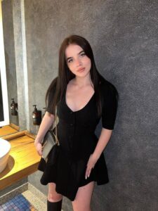 Фото Марианна — ночной эскорт из центра Киева