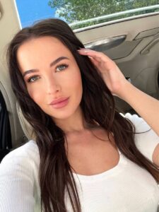 девушка Рози — лучшие интим-услуги в Киеве