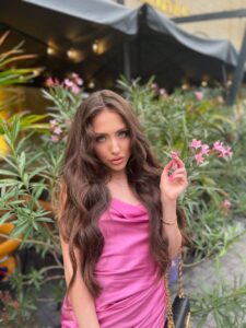 Эскорт с Хлоя — элитный досуг в Киеве