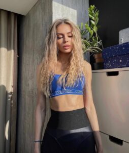 Привлекательные девушки в Киеве и области