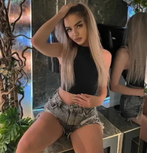 Ангелина предлагает премиальный эскорт в Киеве