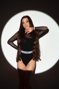 Горячая девушка Надежда из района Киева