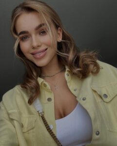 Светлинна предлагает профессиональный эскорт в Киеве