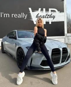 Сексуальная девушка Карина из Киева