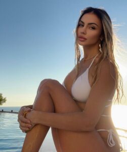 Кейти — вип эскорт в Киеве