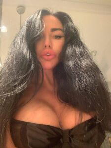 Крис — модель на сопровождение в Киеве