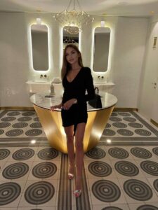 Сабина — вип эскорт в Киеве
