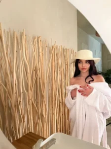 Нежная модель Лиззи из района Киева