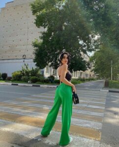 Мэдлин предлагает дискретный эскорт в Киеве и пригороде